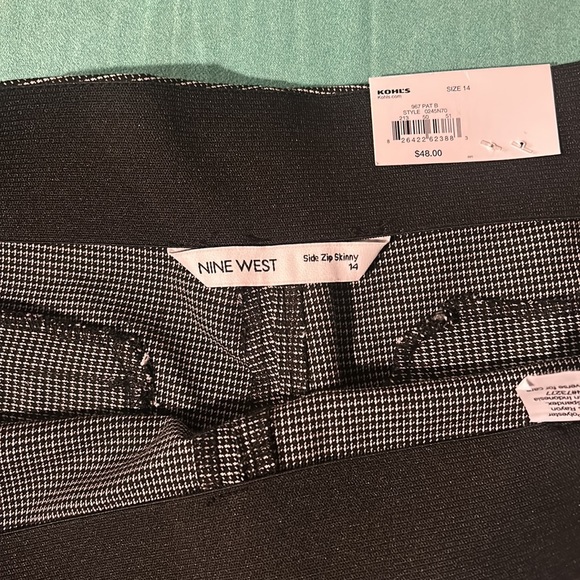 Nine West Skinny Side Houndstooth Zip Pants - Picture 4 of 6